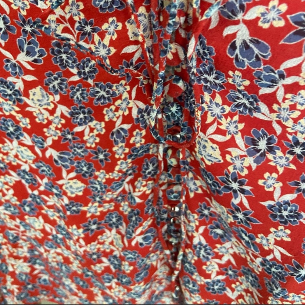 NICHOLAS floral v neck blouse - Picture 6 of 7